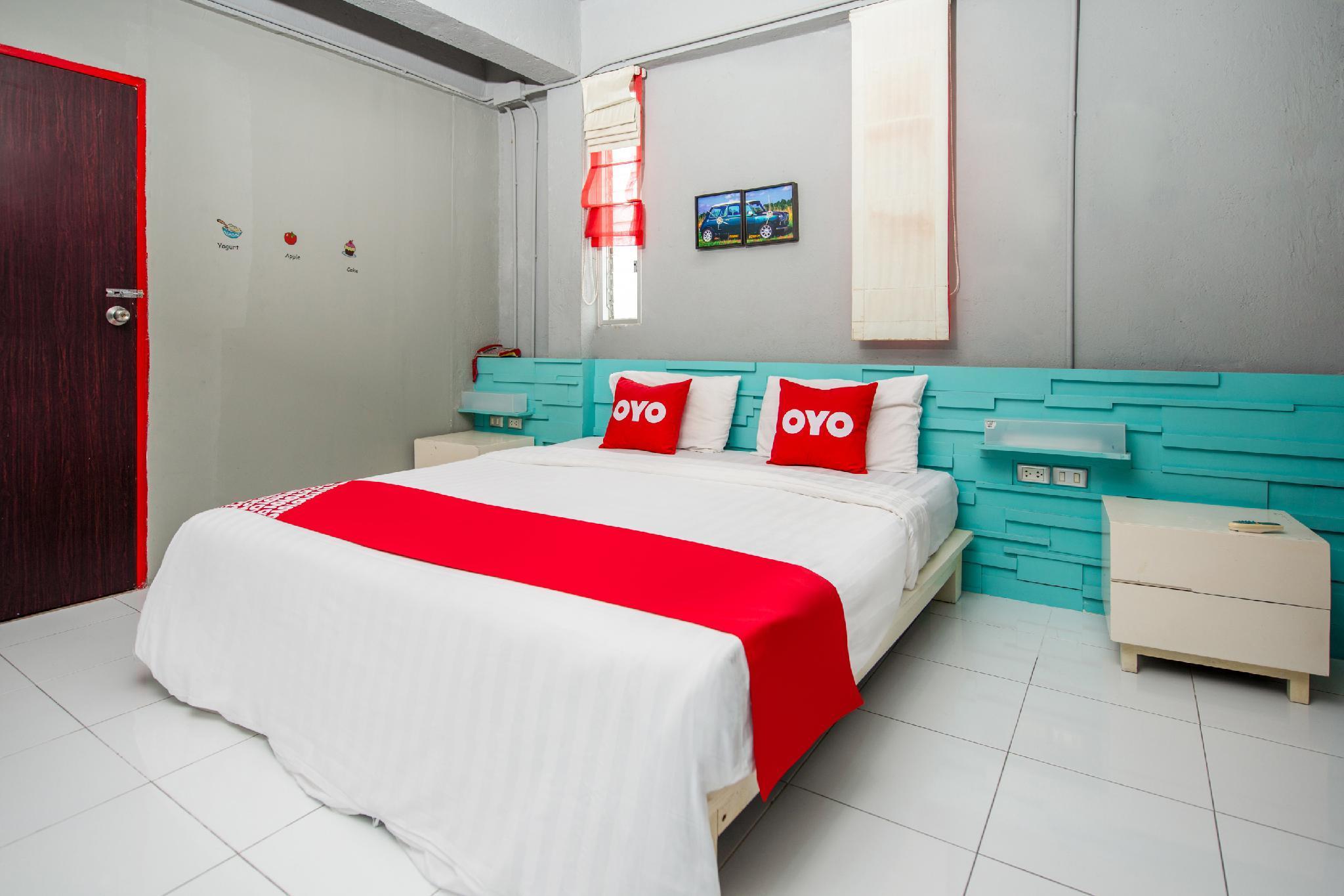 Oyo 292 The Oddy Hip Hotel Patong Buitenkant foto
